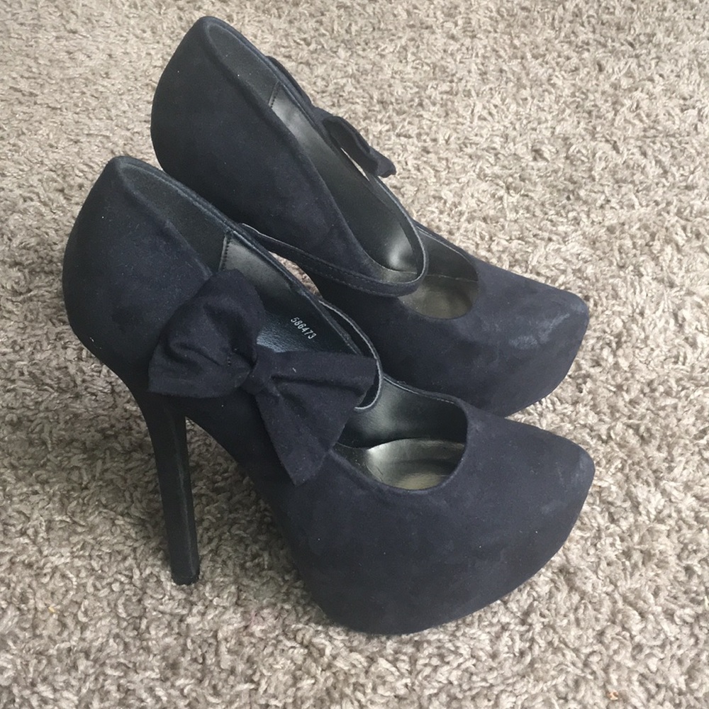 Cute Heels !!